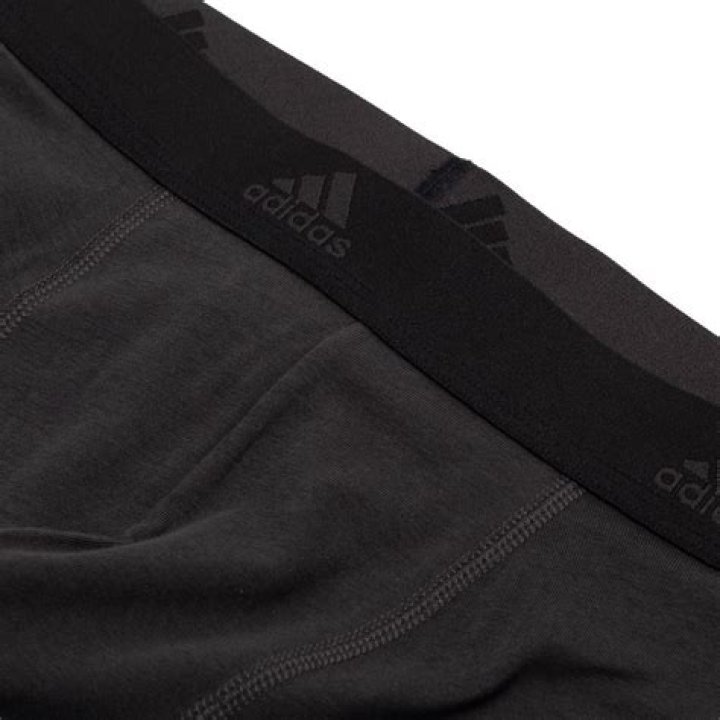 Watch Chargers Fans Fight Each Other In The Stands During Game vs Chiefs, Video Goes Viral - SarkariResult