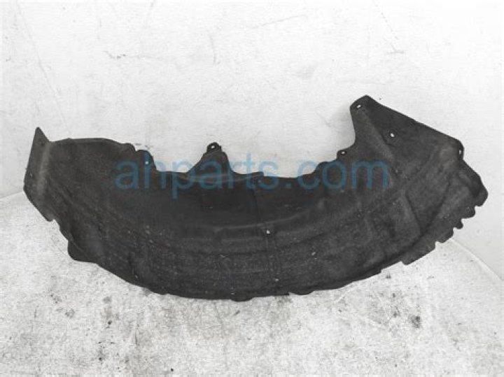 Who is Aya Baraket? Woman removes posters depicting kidnapped Israeli children taken by Hamas terrorists. - SarkariResult