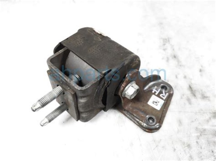 Lethal Company Can You Play With a Controller? Recommended Controllers for Playing Lethal Company - SarkariResult