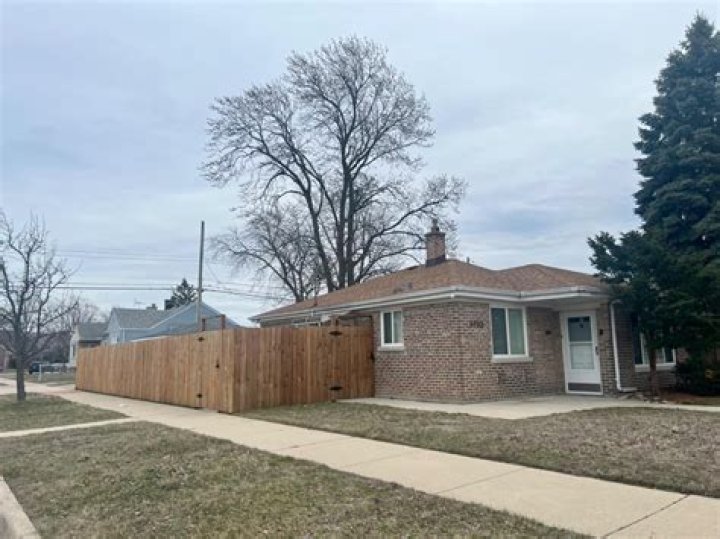 How To Fix Boohoo App Not Working? - SarkariResult