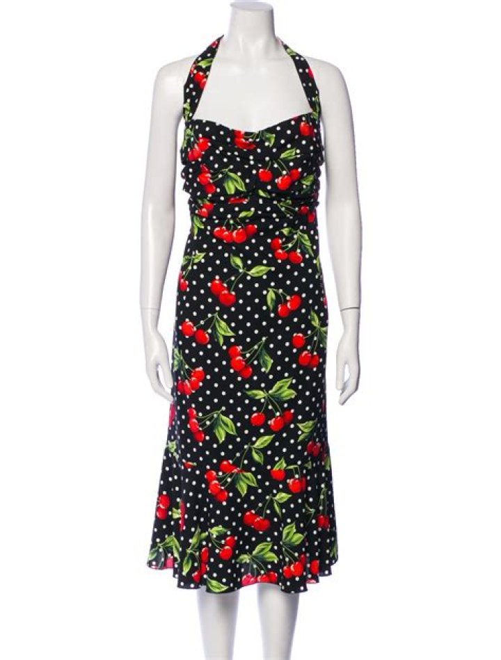 How To Fix VRChat Video Player Not Working? - SarkariResult