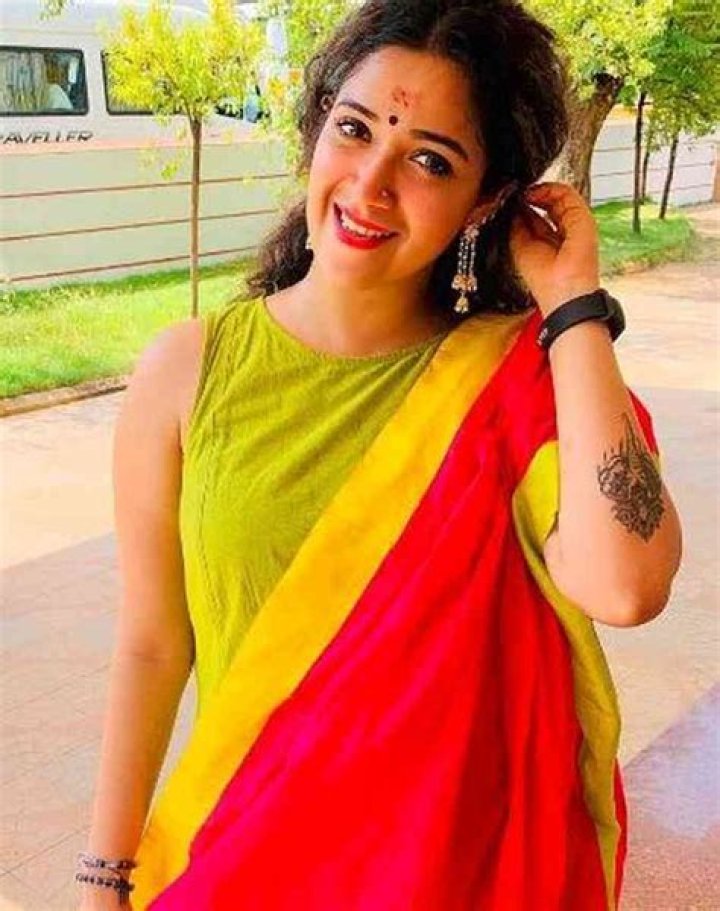 Abhirami Suresh Height, Weight, Net Worth, Age, Birthday, Wikipedia, Who, Instagram, Biography