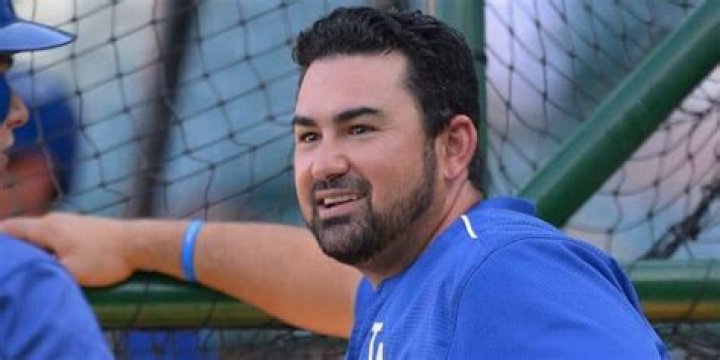 Adrian Gonzalez Net Worth