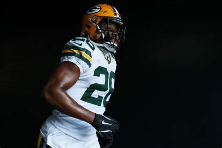 AJ Dillon Contract, College, Salary, Jersey, 40 Time, Draft, Combine, PFF