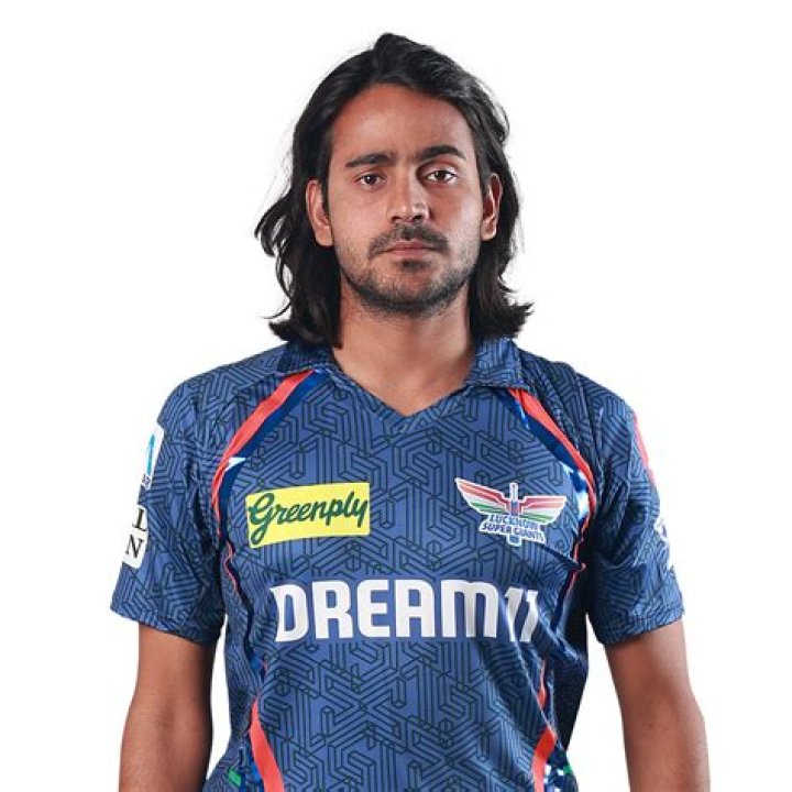 Akash Beri Net Worth