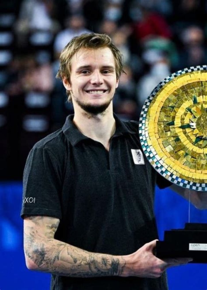 Alexander Bublik Height: How tall is Alexander Bublik?