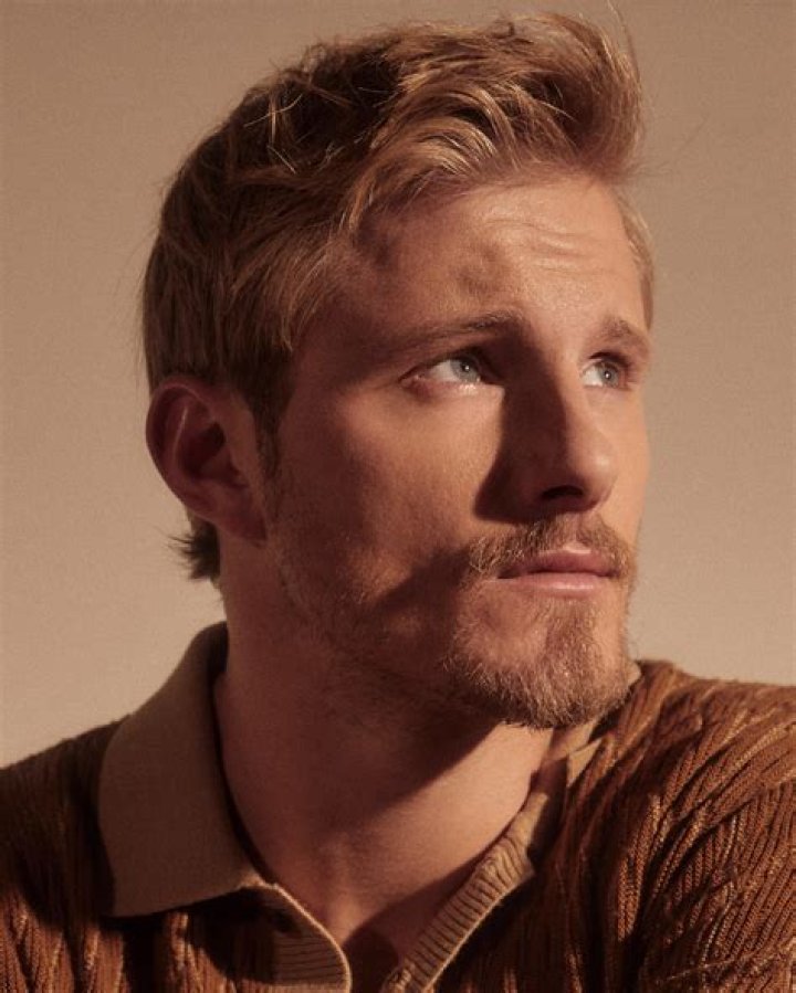 Alexander Ludwig Height, Weight, Body Measurements, Shoe Size