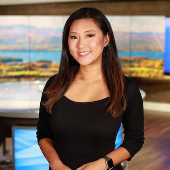 Alice Kang Bio, Wiki, Age, Family, Husband, TV, NBC5, Salary, and Net Worth.