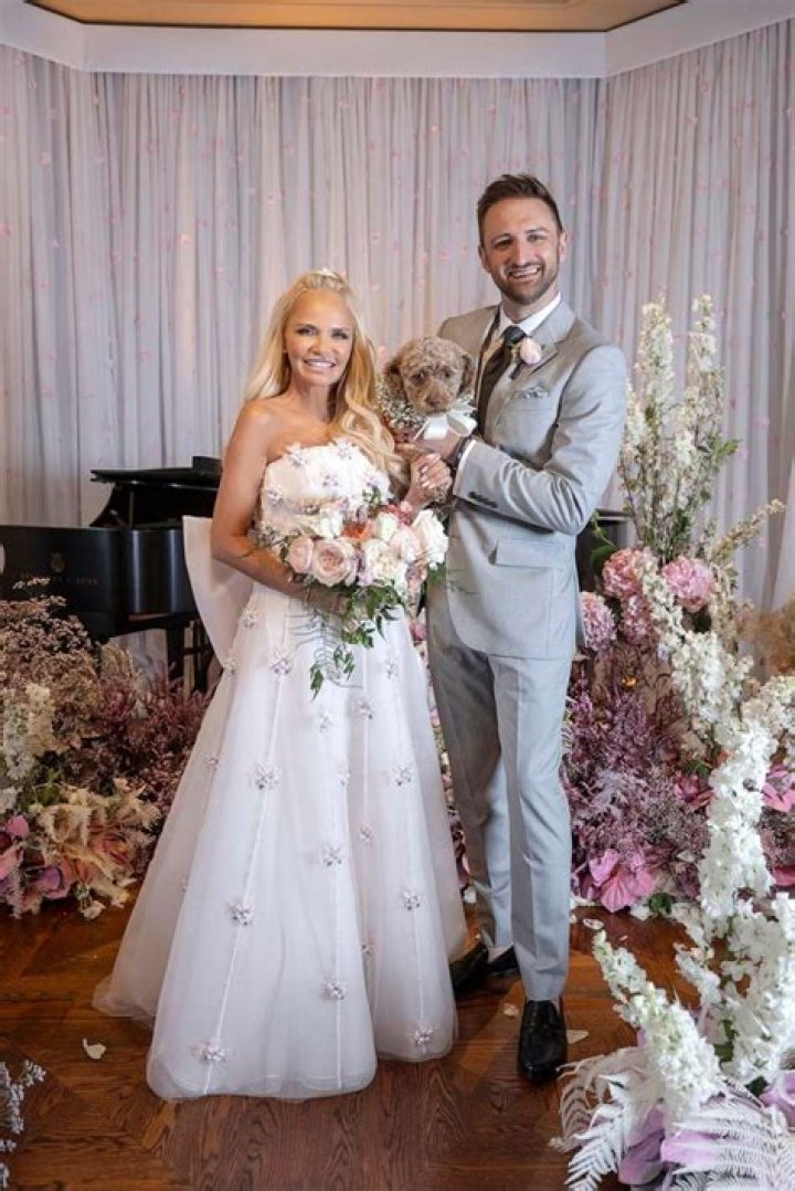 
All About Kristin Chenoweth And Josh Bryant Relationship 