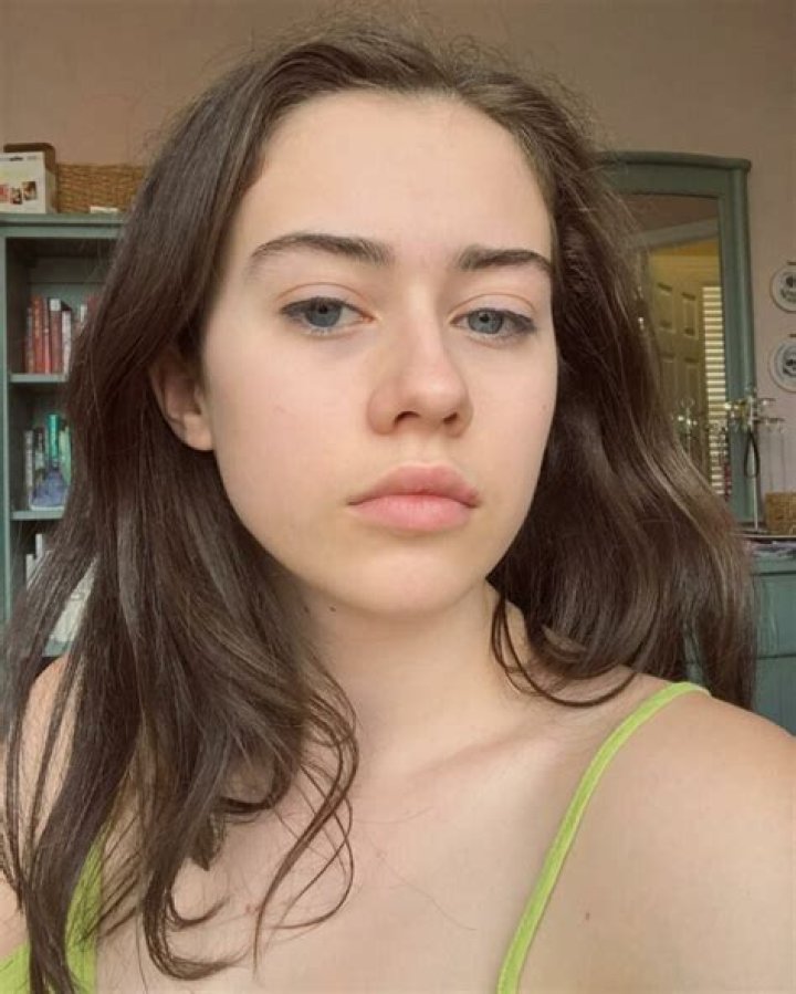 
Allie Skaggs Height, Weight, Net Worth, Age, Birthday, Wikipedia, Who, Nationality, Biography 