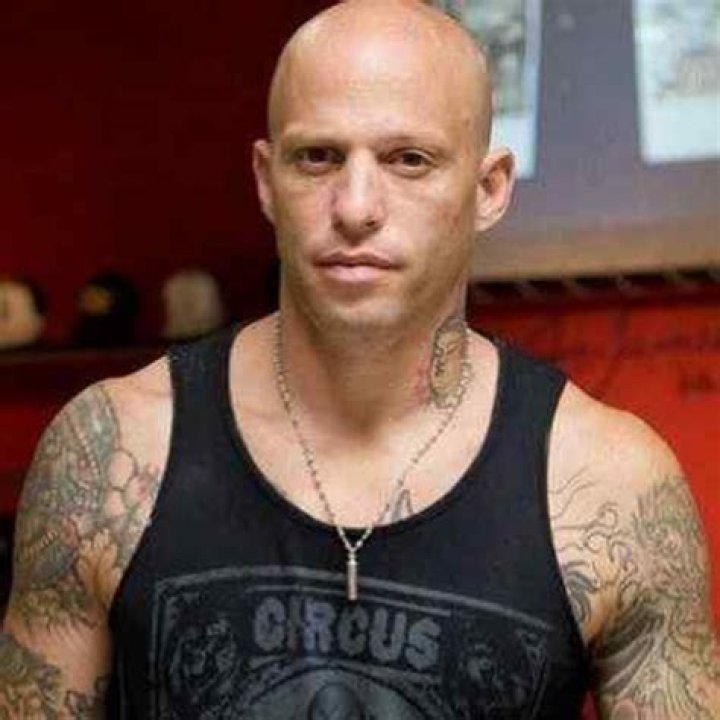 Ami James