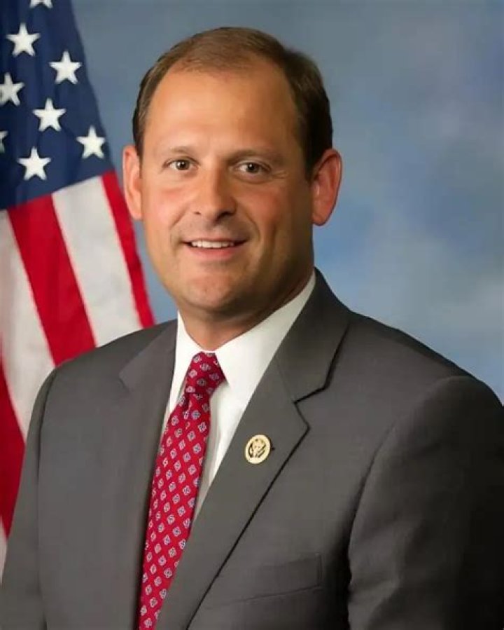 Andy Barr Net Worth