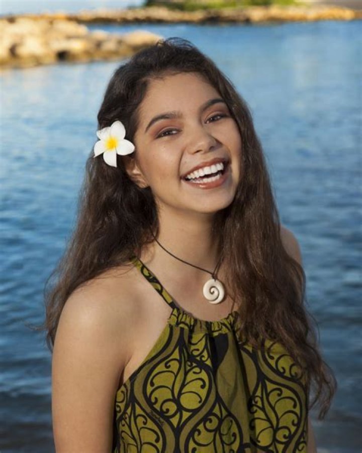 Auli’i Cravalho (Voice Actress) Wiki, Biography, Age, Height, Weight, Boyfriend, Sexuality, Career, Net Worth, Facts