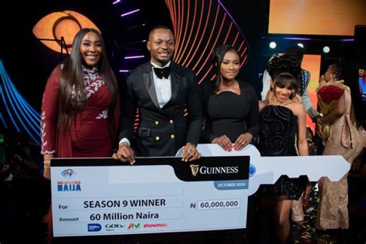 
BBNaija Season 7: Doyin’s fans gift her a huge money cake and truckload of gifts 