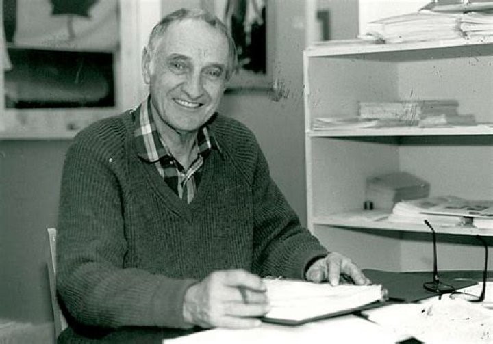 Bill Cameron (mystery author)