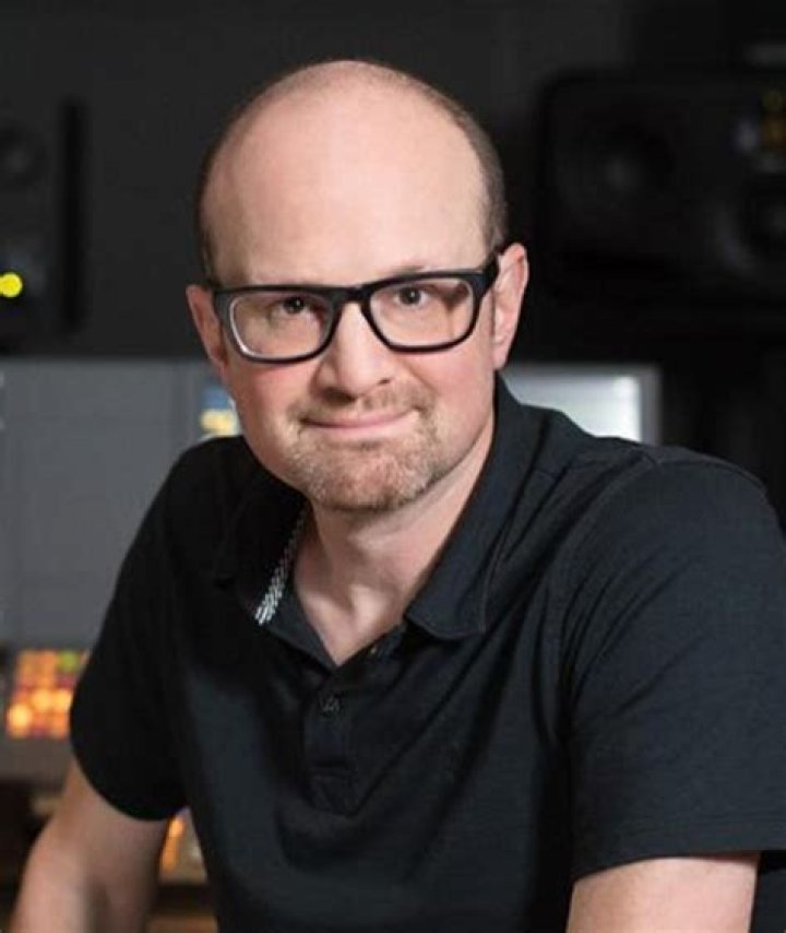 Brian Volk-Weiss Net Worth