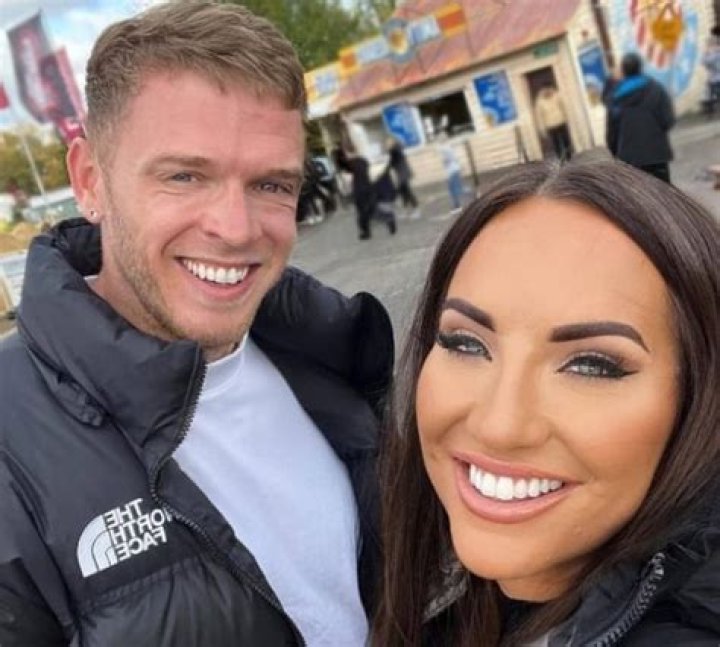 
Brian Wells Height, Age, Husband, Biography, Wiki, Net Worth 