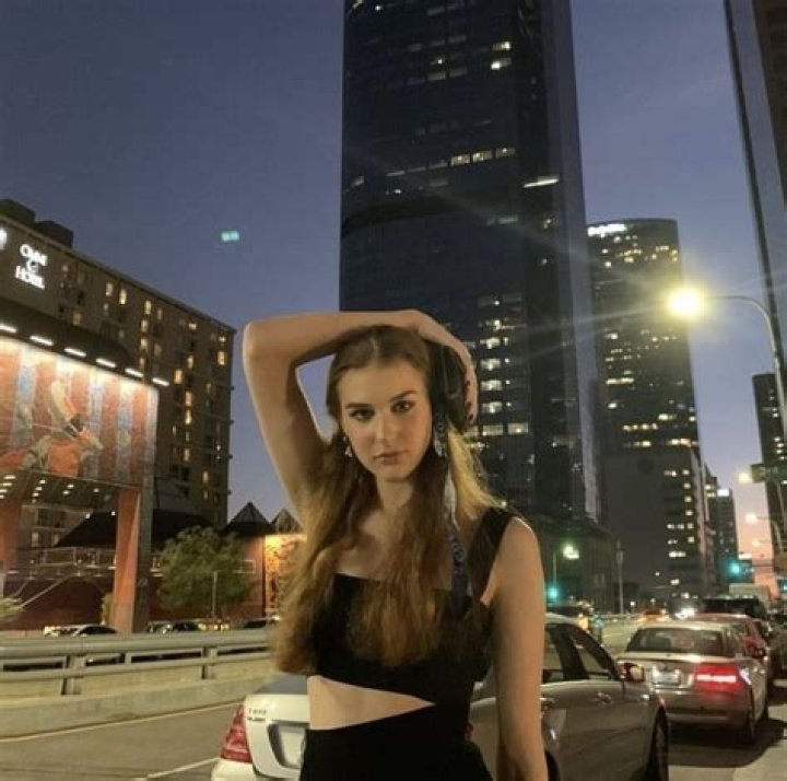 Brooke Madison Thames Height, Weight, Net Worth, Age, Birthday, Wikipedia, Who, Nationality, Biography