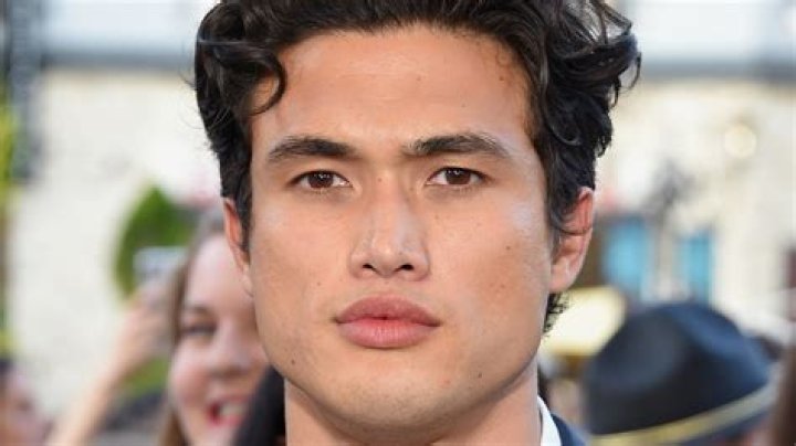 Charles Melton (Actor) Wiki, Bio, Age, Height, Weight, Girlfriend, Net Worth, Family, Career, Facts