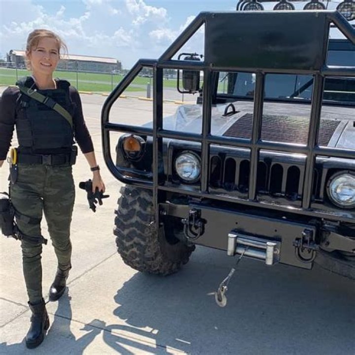 Chelle Ramos Net Worth