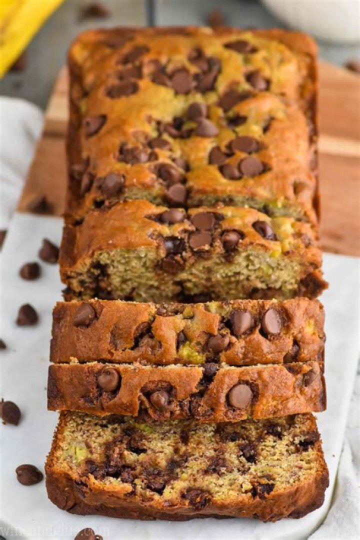 Chocolate Chip Banana Bread (moist & soft)