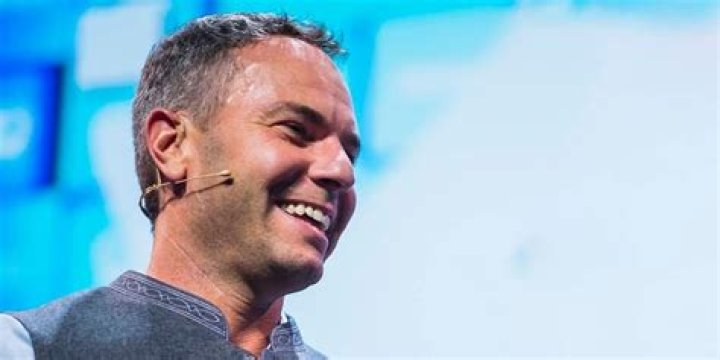 Chris Barton (actor)