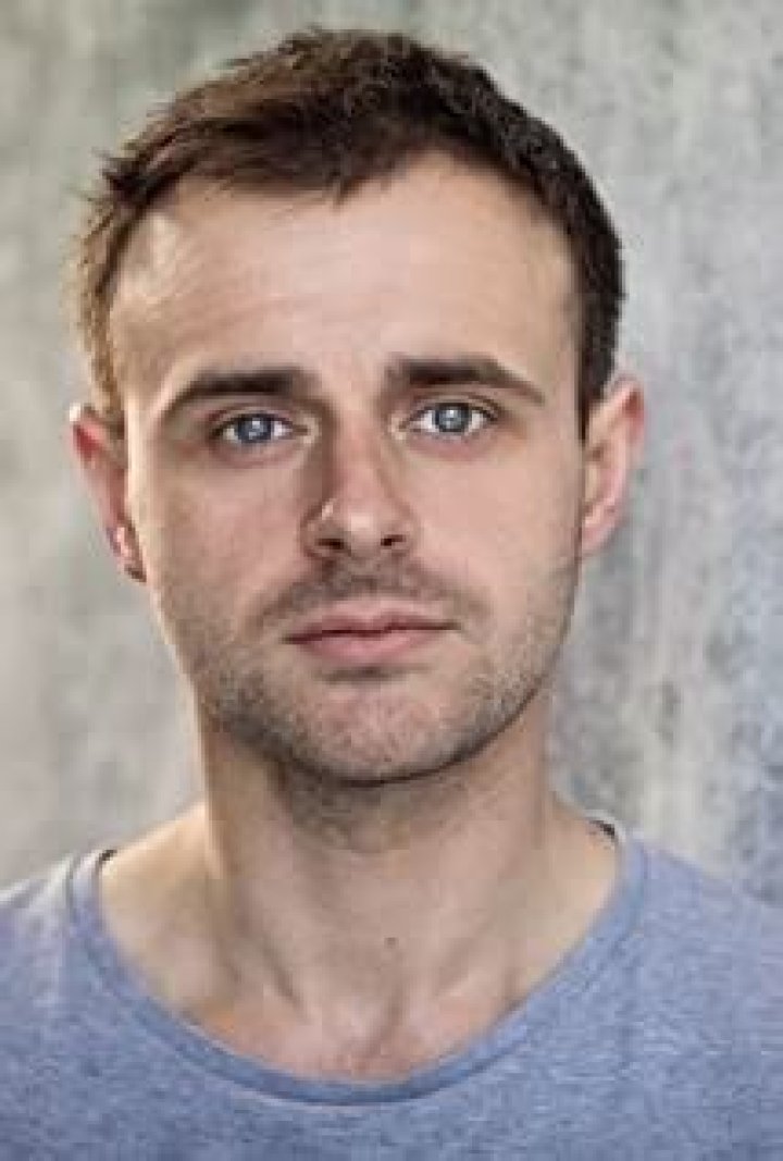 Chris Leask Net Worth