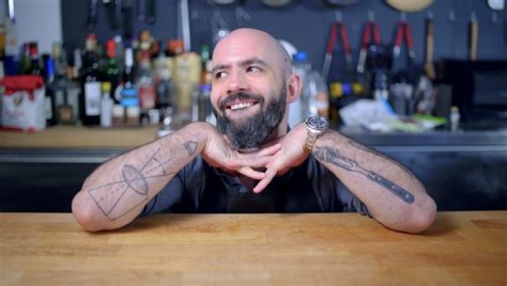 Cody Ware: Girlfriend, net worth, tattoos, smoking & body facts