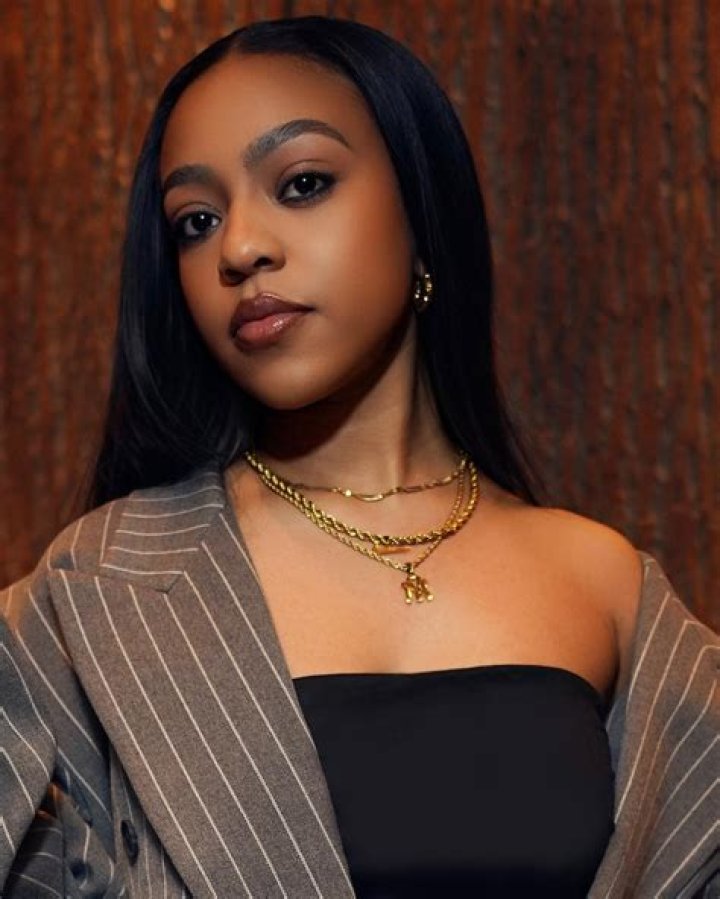 Craig Ferguson Bio, Age, Podcast, Education, Show, Career, Wife, Kids, Net Worth, Career, Movies, TV Shows, Books