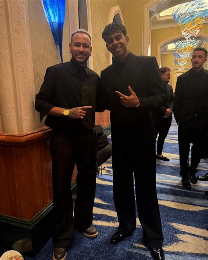 
Davido links up with his Ke Star Dancer, BBNaija’s Hermes video trends 