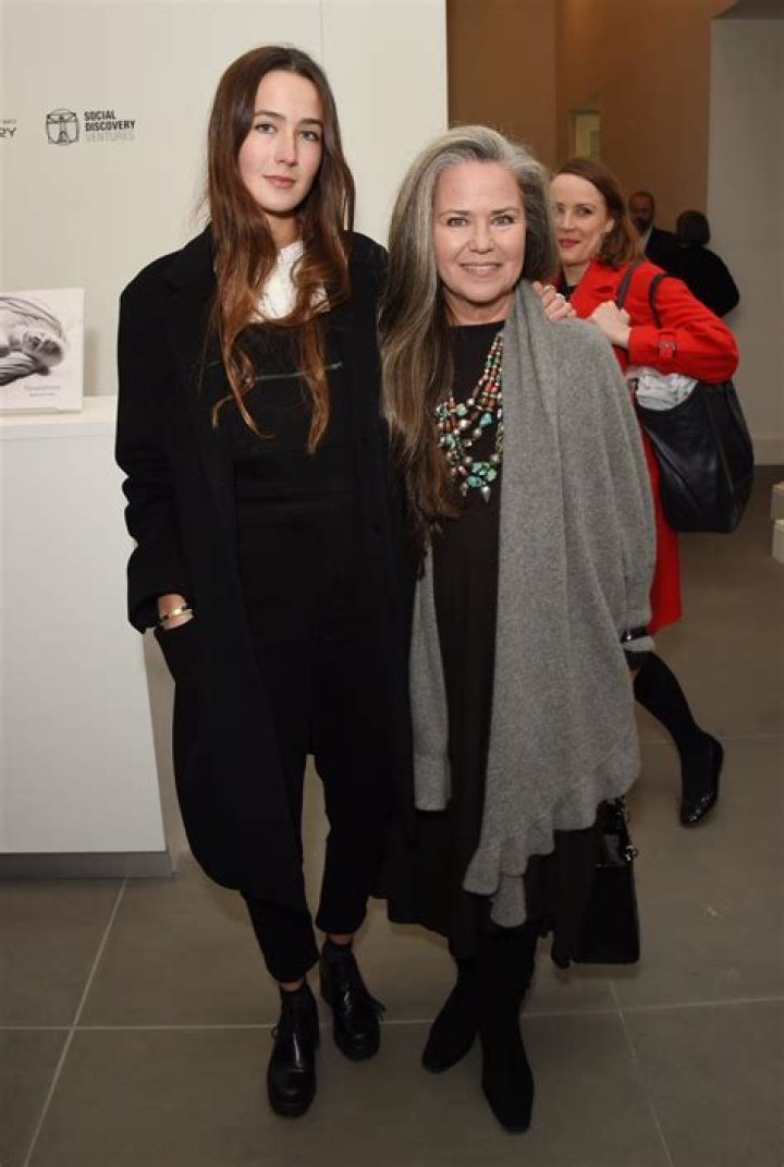 Desiree Stark Net Worth