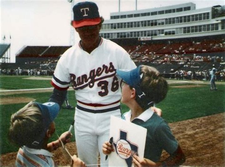 Dickie Noles Net Worth