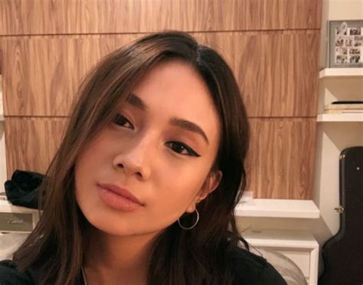 Do Niki Zefanya Parents Still Live In Indonesia? 88Rising Singer Ethnicity And Boyfriend Details Revealed