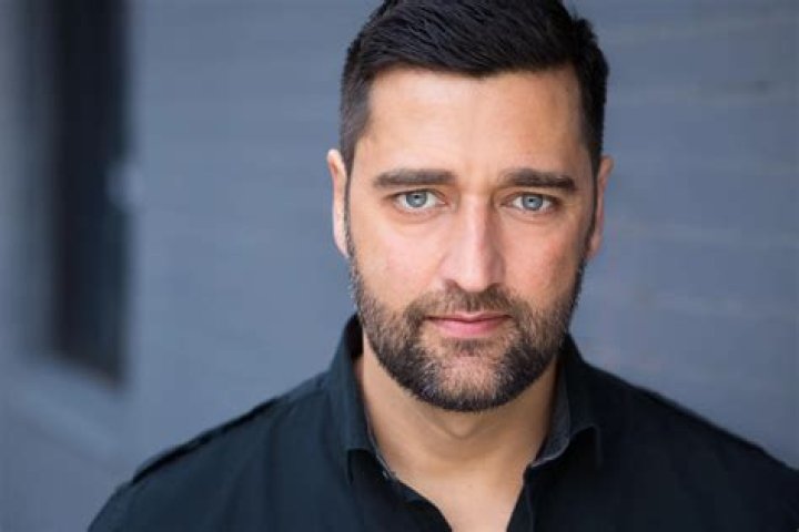 
Donnie Keshawarz Height, Weight, Net Worth, Age, Birthday, Wikipedia, Who, Nationality, Biography 