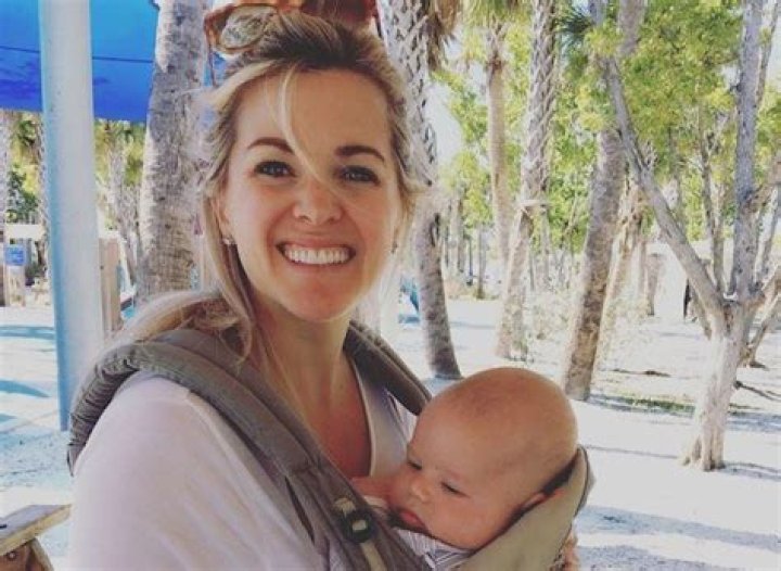 
Elizabeth Prann Height, Weight, Net Worth, Age, Birthday, Wikipedia, Who, Nationality, Biography 