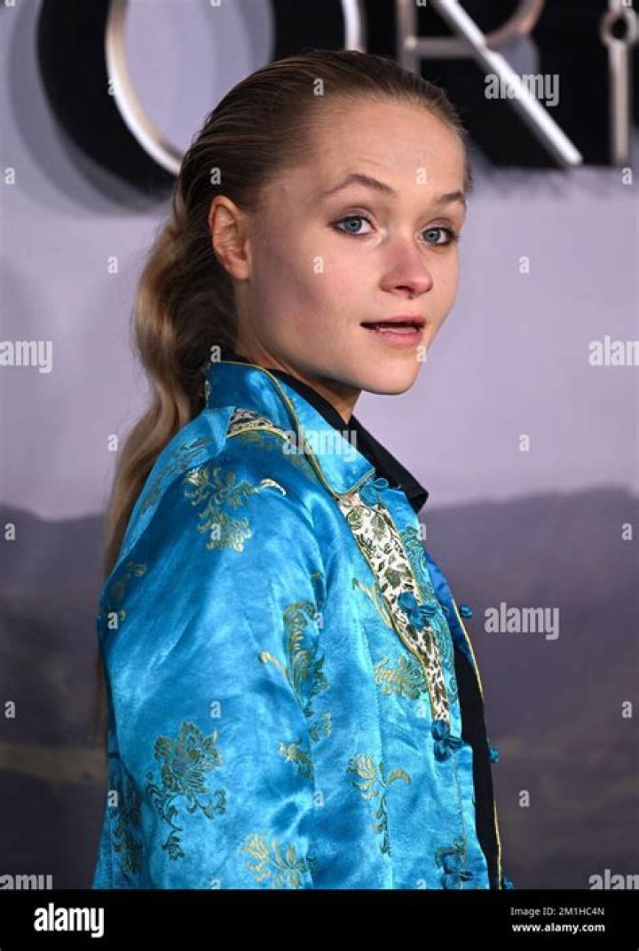 Ella Schrey-Yeats Height, Weight, Net Worth, Age, Birthday, Wikipedia, Who, Nationality, Biography