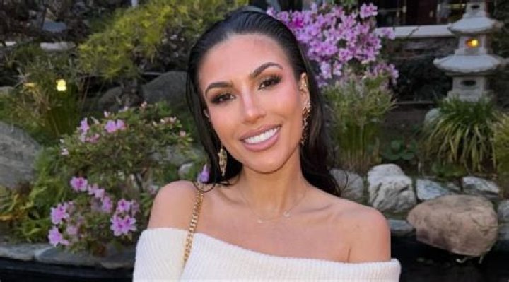 Emily Miller Net Worth