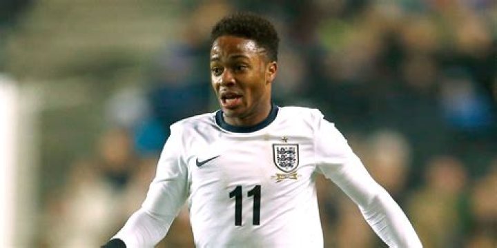 
England Midfielder Raheem Sterling Beard 