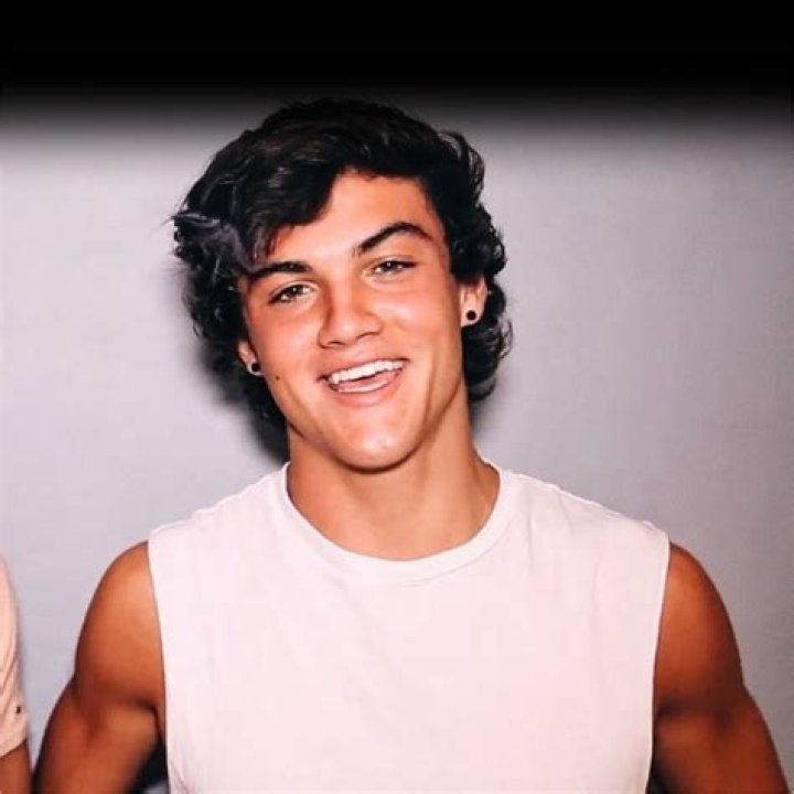 Ethan Dolan