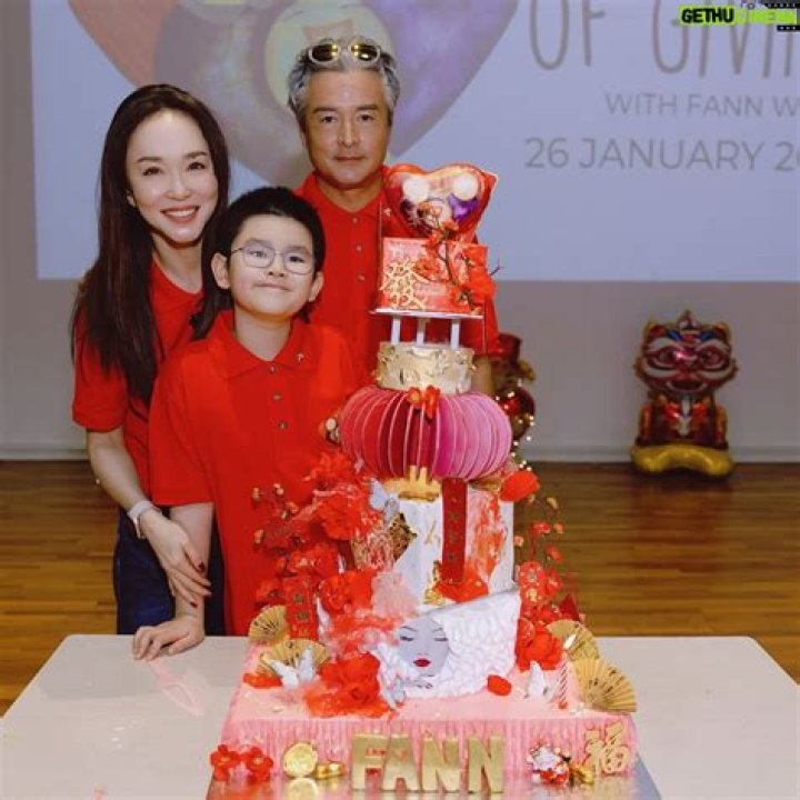 Fann Wong Biography, Age/ Birthday, Husband/ Marriage, Sister, Son, Net Worth