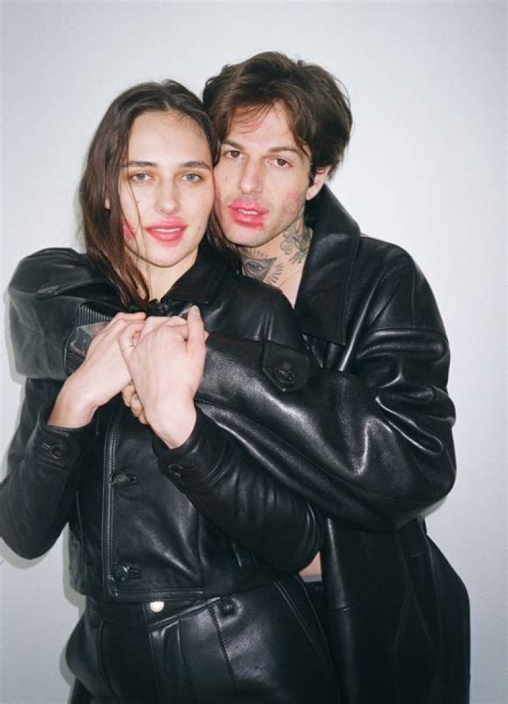 Fans Believe Devon Lee Carlson is Dating Julian Casablancas, A Look At Her Relationship History