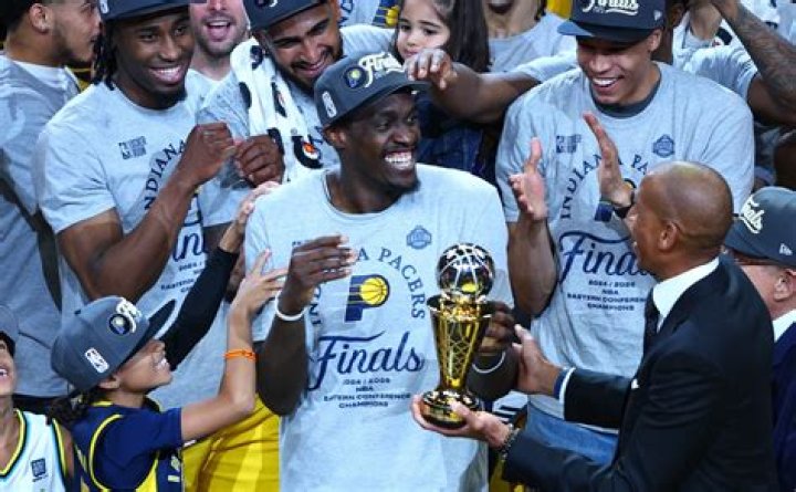 
Fran Rogers From Boston Pops Performs National anthem On NBA Conference Finals 