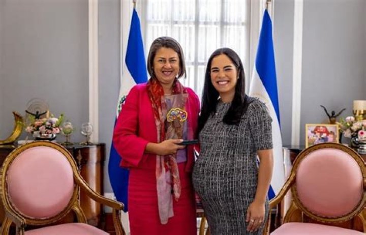 Gabriela de Bukele Bio, Wiki, Age, Family, Husband, Politics and Net Worth