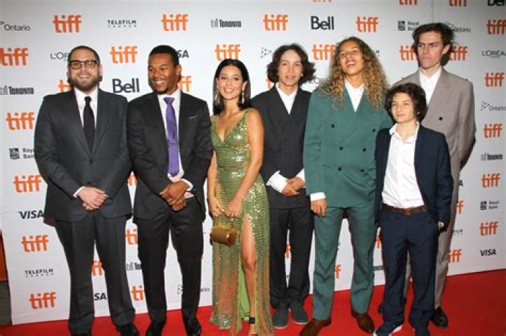 Gio Galicia Bio, Wiki, Age, Height, Parents, Girlfriend, Mid90s, and Net Worth