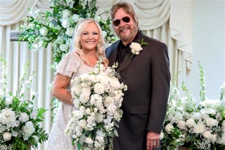 Hank Williams Jr Bio, Age, Height, Wife, Accident, Songs, and Net Worth