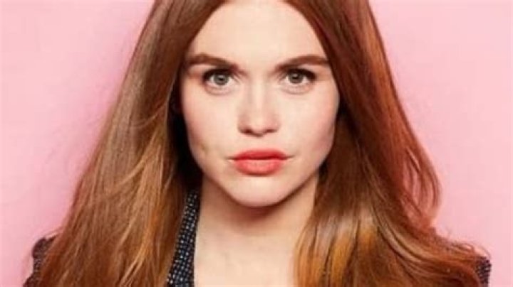 Holland Roden Height, Weight, Measurements, Bra Size, Shoe Size