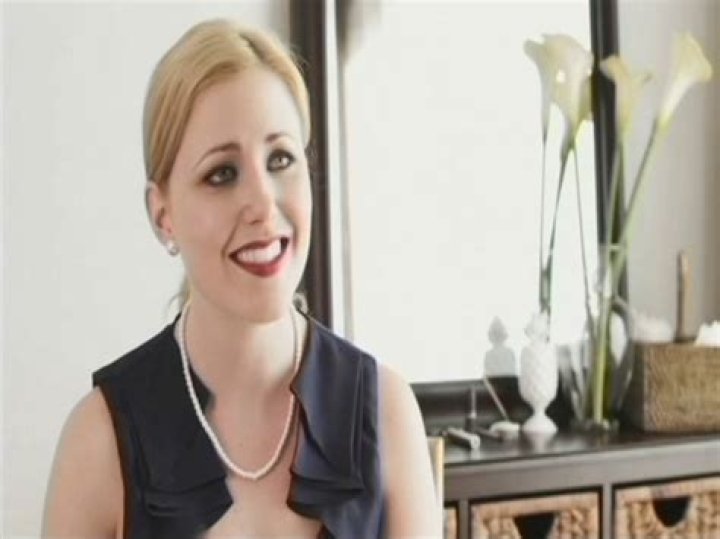 How Much Money Does Rachelle Corbeil Make? Latest Rachelle Corbeil Net Worth Income Salary