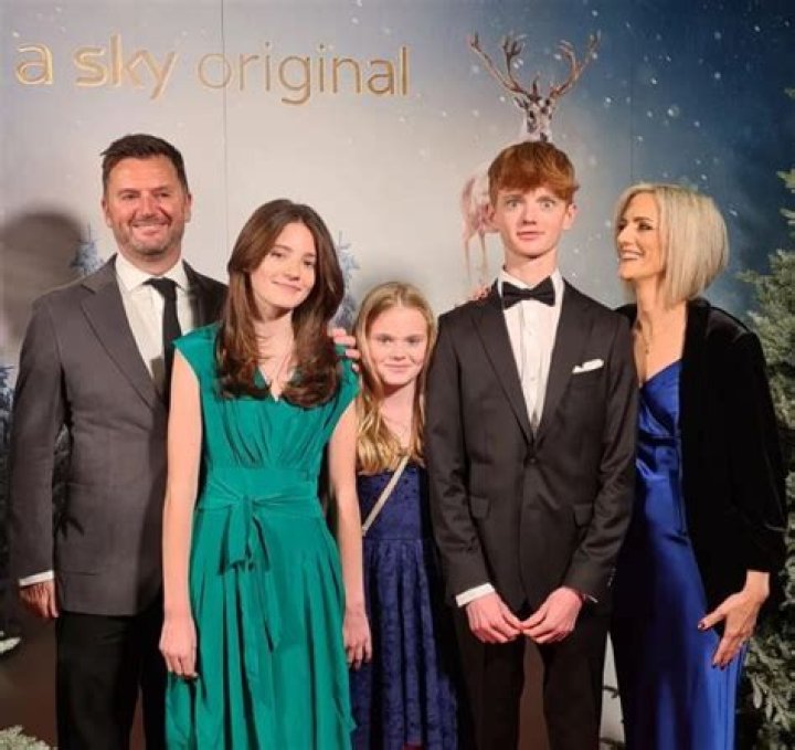 How Old Is Henry Lawfull Age? Details On His Birthday, Height & Parents