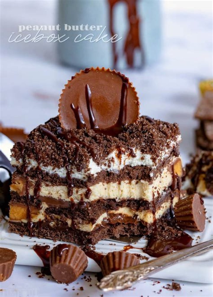 Icebox Cake - Celebrating Sweets