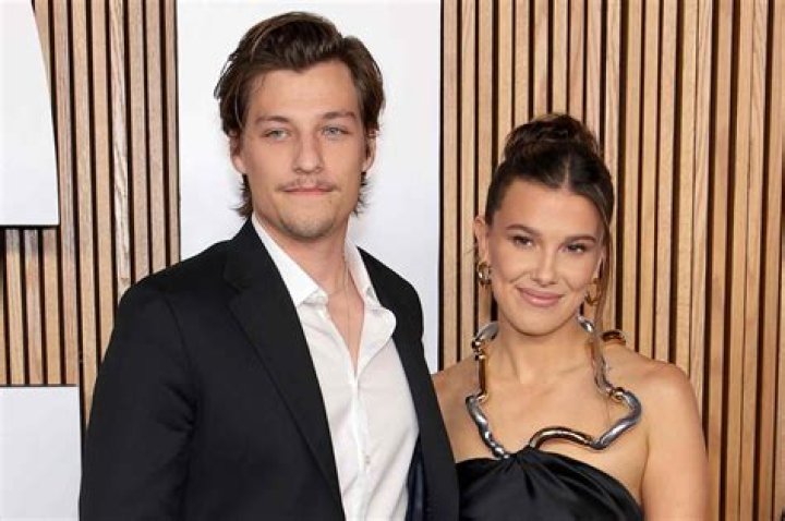 Inventing Anna: Cassie Dzienny Wikipedia Bio Age Boyfriend And Instagram